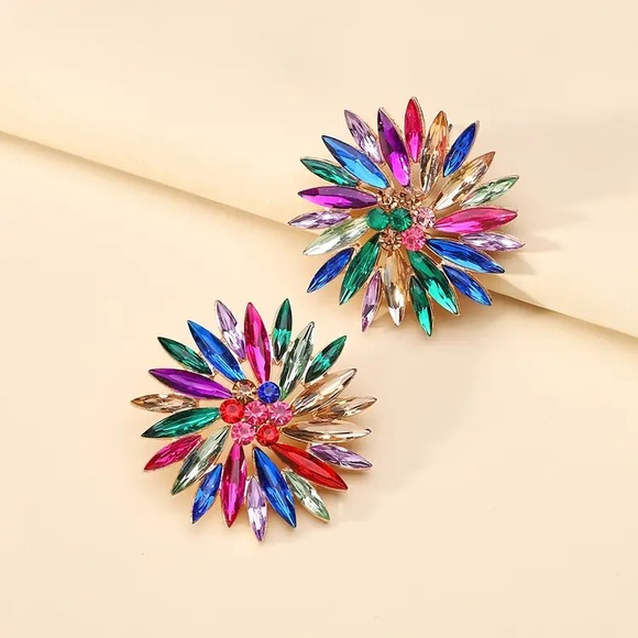 Jewelry - Multicolor Simulated Gemstone Flower Earrings